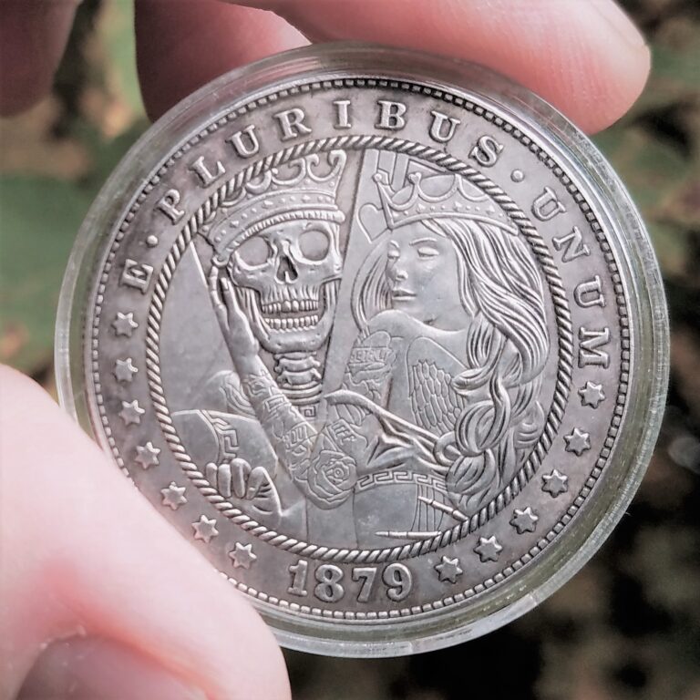 1879 Tattoo Princess with Her Skeleton King Medallion Art - comes with Display Standa - Image 2